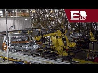 Industria automotriz a la alza en México / Dinero con Darío Celis