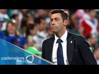 Pedro Caixinha renuncia al Santos Laguna