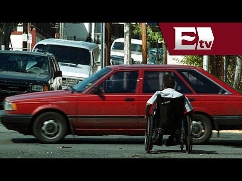 Rampas para discapacitados son obstruidas en la Ciudad de México / Vianey Esquinca