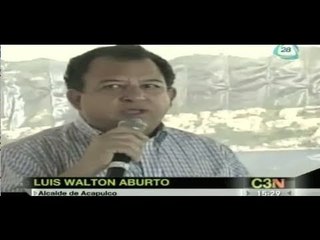 Luis Walton, gobernador de Acapulco, llora y pide apoyo a EPN