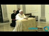 Benedicto XVI le rezó a Celestino V, uno de los papas que ha dimitido. Cadenatres Noticias