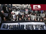 Periodistas turcos protestan en Estambul por la censura del gobierno/ Titulares de la tarde