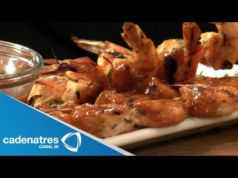 Receta para preparar camarones al grill con salsa bbq con jengibre y elotes. Receta con camarones