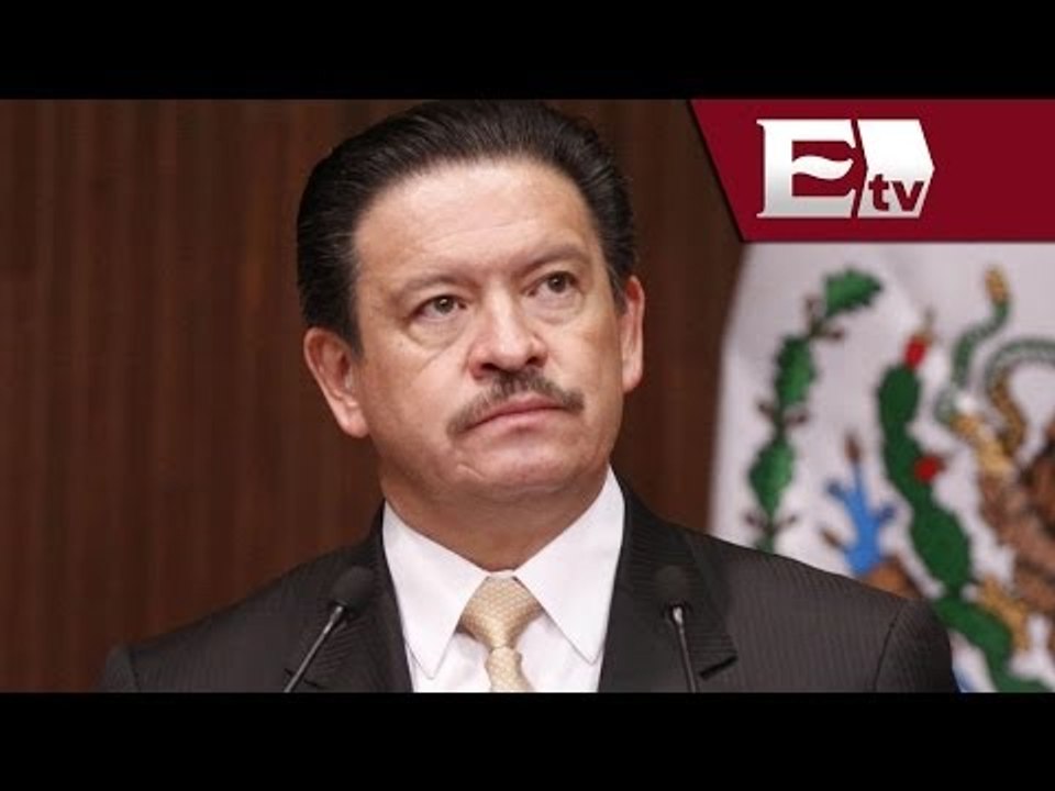 Carlos Navarrete no renuncia a sus aspiraciones de dirigir al PRD / Titulares con Georgina Olson