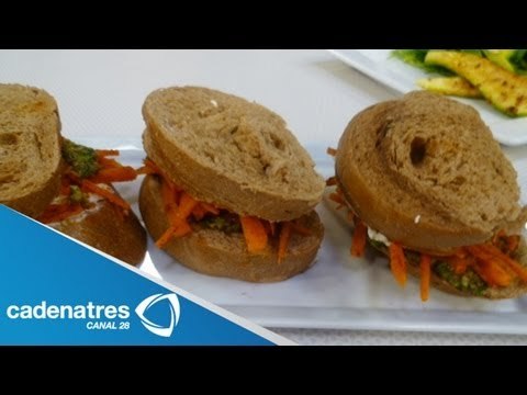 Receta de sandwiches de zanahoria con tapenade de aceituna verde. Receta de sandwiches