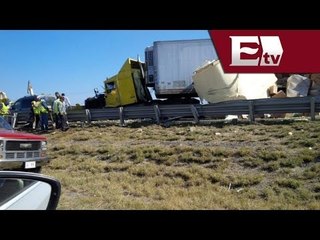 Télécharger la video: Carambola deja 17 personas lesionadas en autopista Veracruz- México / Ricardo