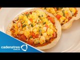 Tostadas  de huevo a la mexicanas