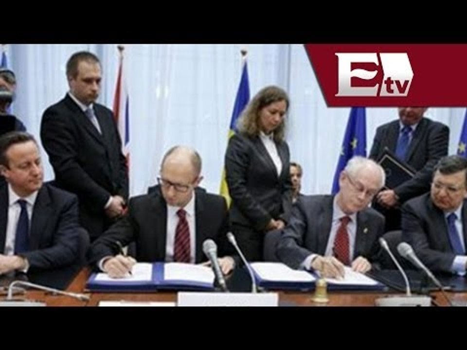 Ucrania firma acuerdo político con la Unión Eur...