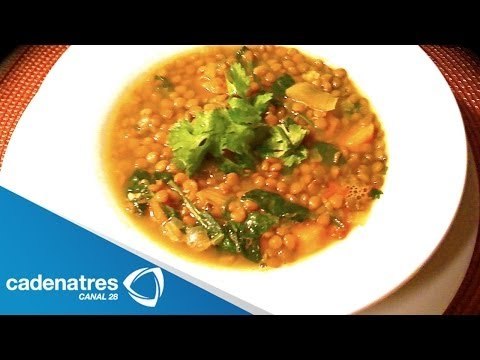 Receta para preparar sopa de lenteja y curry. Sopa de lenteja / Comida mexicana