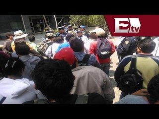 CNTE entra a la fuerza a la SEP  / Titulares con Vianey Esquinca