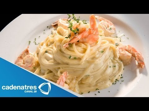 Receta para preparar pasta con camarones y salsa de tomate cremosa. Receta de pastas