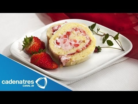 Receta para preparar rollo helado de vainilla y moras. Receta de rollo / Recetas fáciles