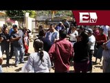 CNTE toma primaria de Oaxaca con violencia / Titulares con Vianey Esquinca