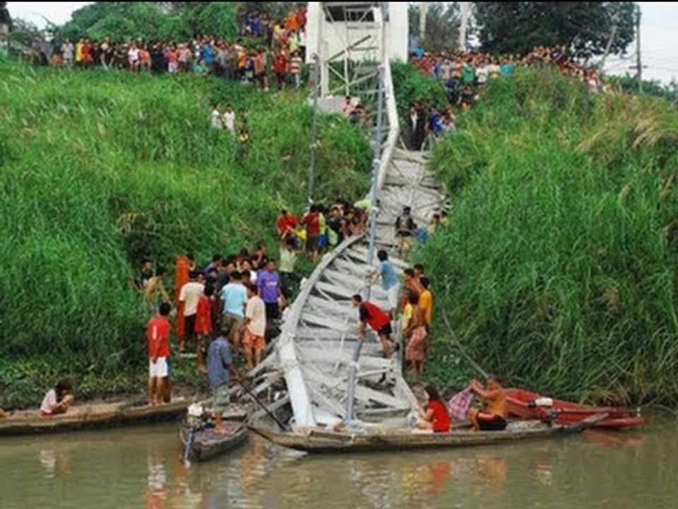 Trágico accidente en Tailandia // Desplome de puente en Tailandia