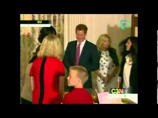 Michelle Obama recibe en la Casa Blanca al príncipe Harry y mujeres de las fuerzas armadas