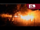 Incendio consume 5 viviendas en La Paz, Baja California Sur / Titulares con Vianey Esquinca