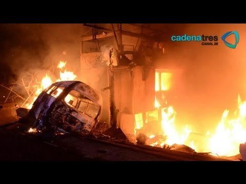 Explota pipa de gas en Xalostoc, Ecatepec, Estado de México / Gas pipe explodes in Ecatepec