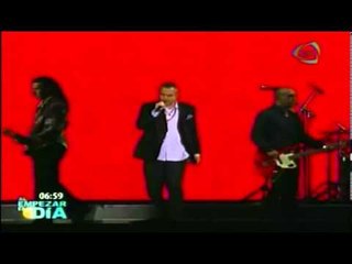 Miguel Bosé se presenta en el Zócalo capitalino