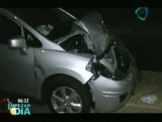 Aparatoso accidente deja una persona lesionada