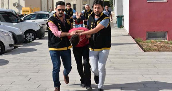 Kıskançlık Krizine Giren Cani Koca, Eşinin Kafasını Satırla Keserek Öldürdü