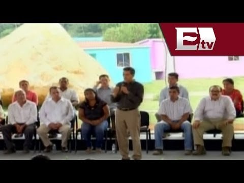 Peña Nieto entrega obras de reconstrucción en Guerrero / Titulares Vianey Esquinca