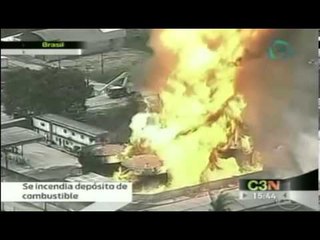 Se incendia deposito de combustible en Río de Janeiro