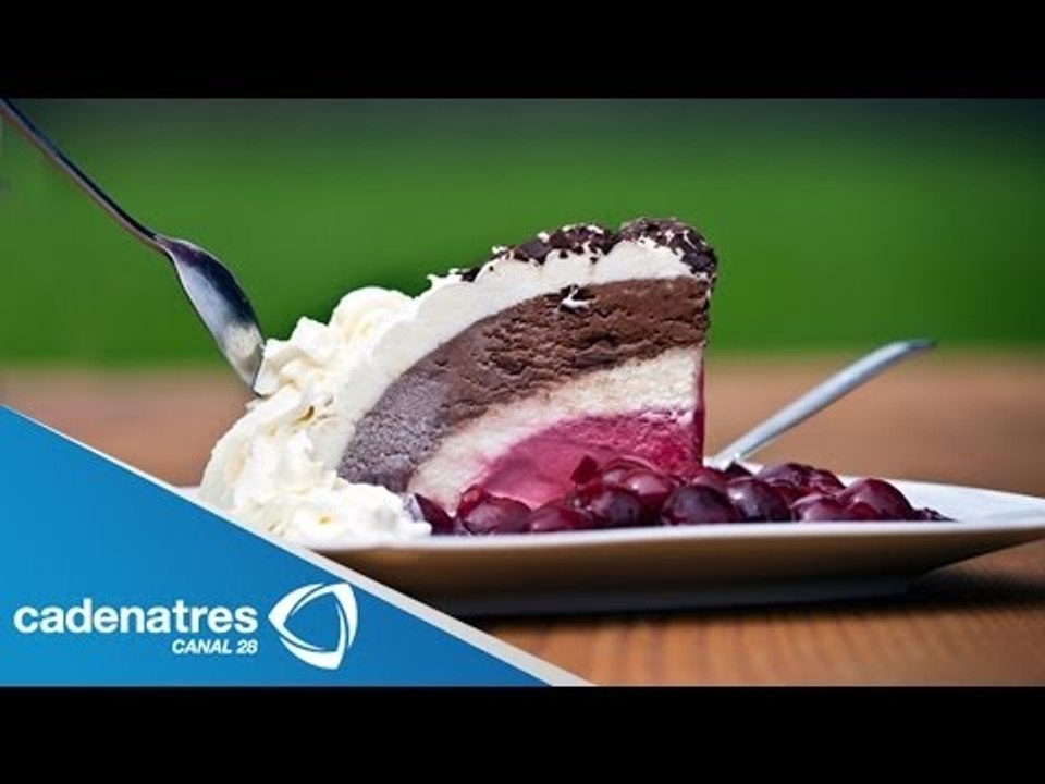 Receta Pastel Helado con Fresas y Plátano / Pastel helado con fresas y plátano