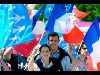 Franceses protestan en París contra el matrimonio homosexual