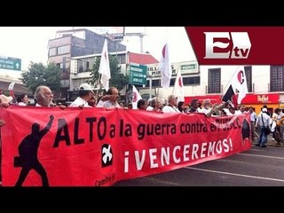 Marcha conmemorativa del "Halconazo", se dirige al Zócalo / Andrea Newman