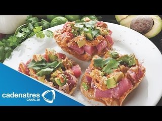 Receta para preparar tostada de ceviche verde de atún. Receta de tostada / Ceviche de atún