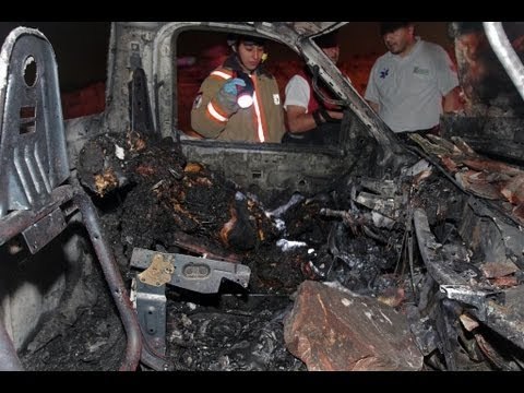 Encuentran cuerpo calcinado al interior de un automóvil / ¡impresionante! cuerpo calcinado