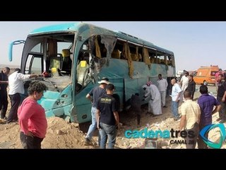 Regresan 14 mexicanos accidentados tras volcadura en Egipto