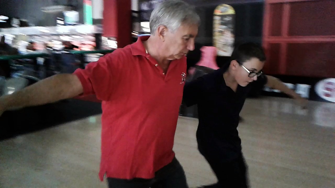 ECOLE BOWLING