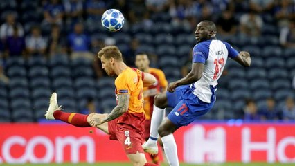 Liga dos Campeões: FC Porto afirma-se, Liverpool perde em Nápoles