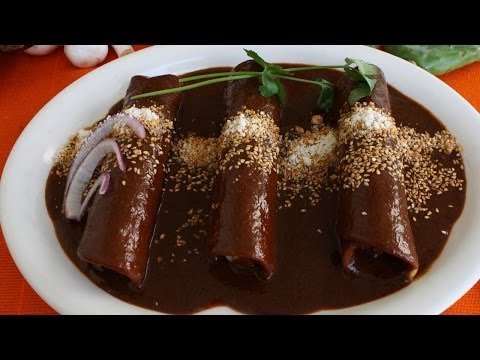 Enchiladas de mole doña Inés / Enchiladas Mole dona Ines