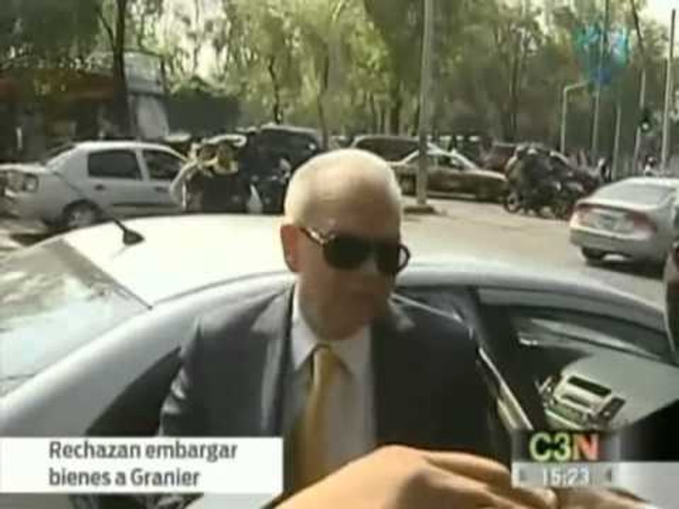 Juez rechaza embargar bienes de Andrés Granier