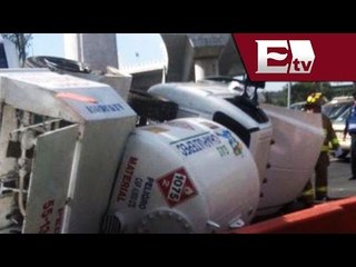 Vuelca pipa de gas en carriles centrales de Viaducto Tlalpan  / Todo México