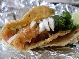 Receta de Tacos de chicharron de rip eye con salsa de tomatillo
