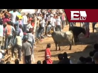 Corrida de toros al estilo de la Pamplonada en Santiago Tulantepec, Hidalgo/ Titulares