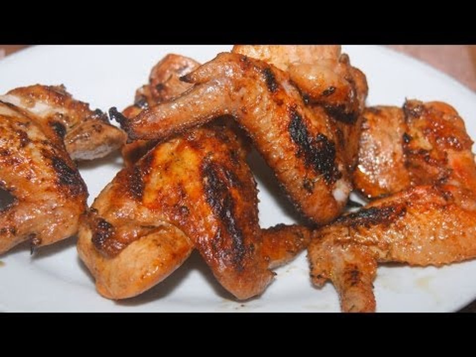 Receta de alitas de pollo con hierbas al grill / Recipe chicken wings grilled with herbs