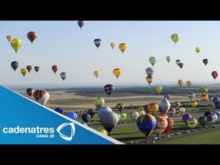 Globos aerostáticos embellecen el cielo francés