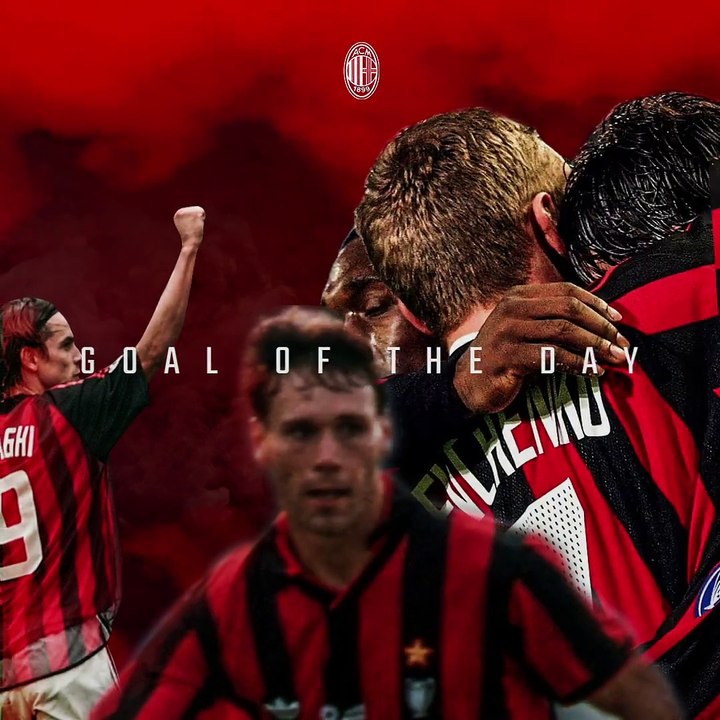 Nesta dinks a pass over Atalanta's defence, Ronaldinho Gaúcho controls off his chest before firing in Gran palla di Alessandro Nesta, Dinho controlla di pett