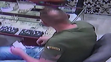 40 Bin Dolarlık Pırlanta Yüzüğü Yutarak Çaldı