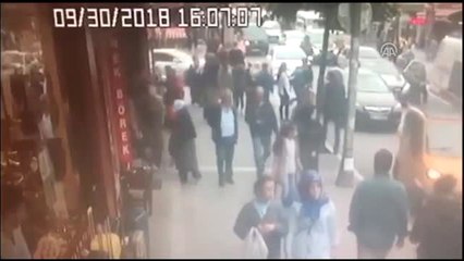 Küçükçekmece'de Yayaları Ezen Şüpheliler Yakalandı - İstanbul