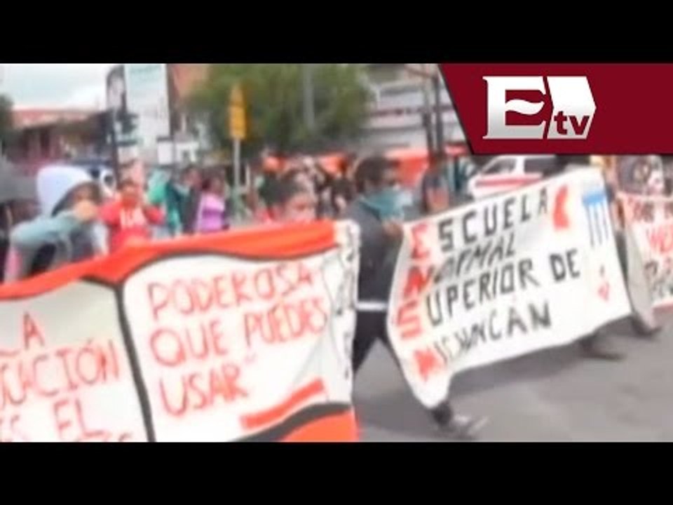 Normalistas de Michoacán retienen vehículos y realizan bloqueos  / Excélsior Informa