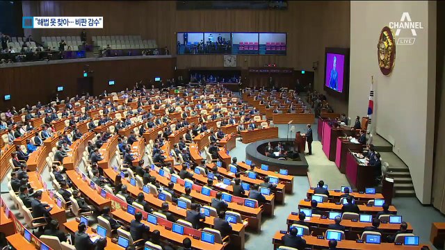 문 대통령 “일자리 늘리기 성공 못 해”…고용 부진 인정