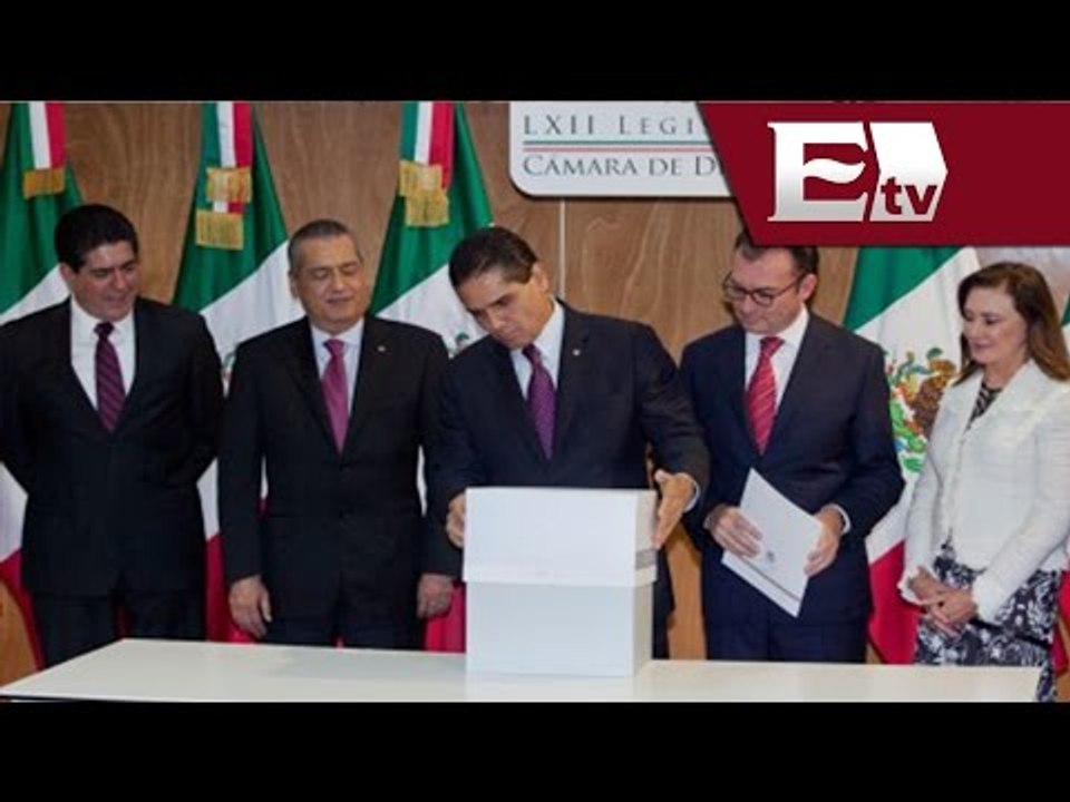 Cámara de diputados recibe paquete económico para 2015 / Excélsior en la media