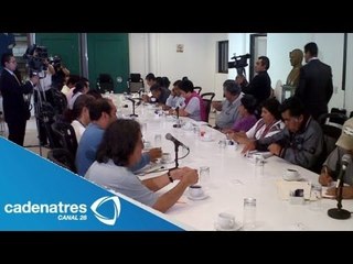 Diputados se reúnen con maestros de la CNTE