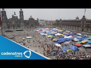 Zócalo se convierte en zona insalubre / Plantones de la CNTE
