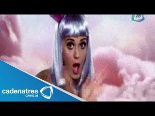 Estrellas que se desnudan en sus videos para generar ventas